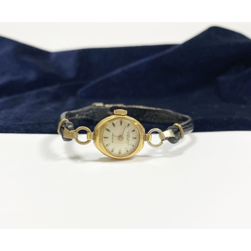 177 - A VINTAGE BIFORA LADIES WRISTWATCH, 17 jewels, shock resistant, with stainless steel back. With blac... 