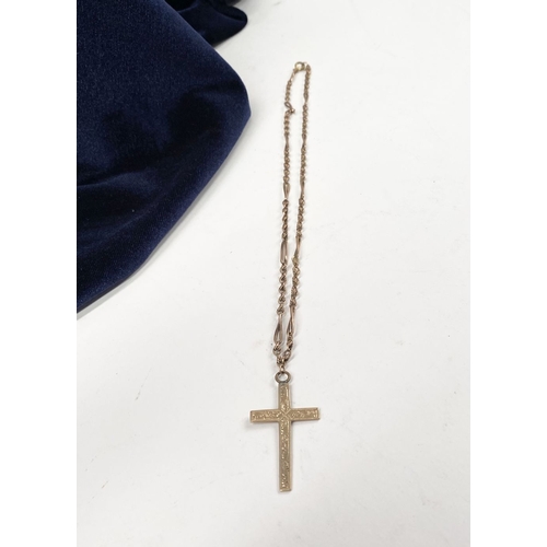 178 - A 9CT YELLOW GOLD ENGRAVED CROSS PENDANT NECKLACE, the pendant is highly decorated with engraved des... 