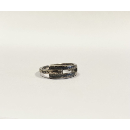 189 - A TRIO OF SILVER RINGS, of different designs, all hallmarked. Sizes: Q/R, Q & Q/R