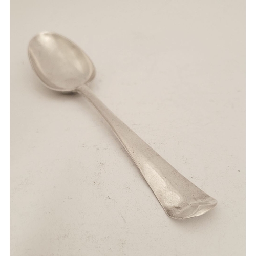 196 - A RARE AND VERY GOOD IRISH GEORGE I SILVER SPOON, with maker’s mark of IM probably for the maker Jer... 