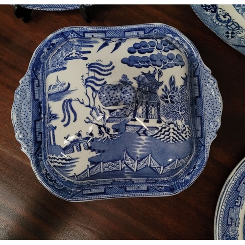 272 - A SELECTION OF WEDGEWOOD BLUE & WHITE WILLOW-WARE, along with a large blue & white willow-ware meat ... 