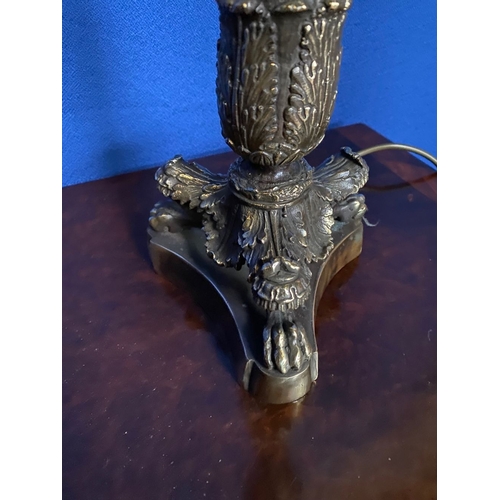 276 - A BRONZE CORINTHIAN COLUMN TABLE LAMP, with nice fluted supports on decorative base with lion claw l... 