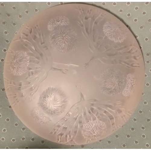 296 - AN ART DECO SABINO GLASS BOWL, in the coral and sea urchin pattern. With slight flaw to centre