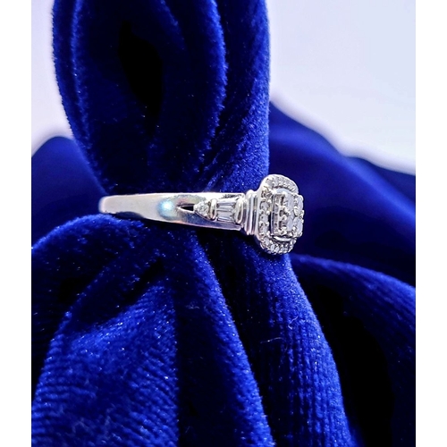 34 - A BEAUTIFUL 18CT WHITE GOLD DIAMOND HALO CLUSTER RING, a beautiful design, with a raised square sett... 