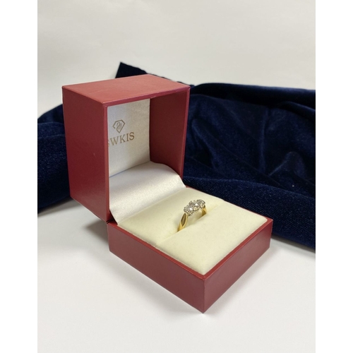 59 - A STUNNING IRISH 18CT YELLOW GOLD THREE STONE DIAMOND RING, with central round brilliant cut diamond... 