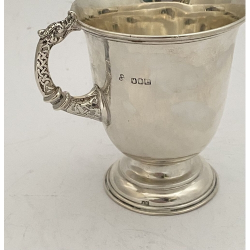 73 - A GEORGE VI IRISH SILVER CUP, by Alwright & Marshall Ltd, Fade Street, Dublin c.1946. With reeded ri... 