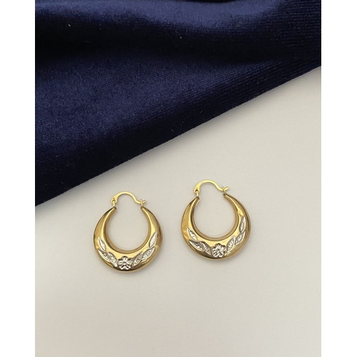 99 - A PAIR OF PRETTY 9CT GOLD HOOP EARRINGS, each hallmarked 375 to clasp, the hoops with nice engraved ... 