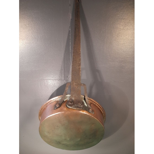 105 - AN ANTIQUE GEORGIAN COPPER PAN, dimensions: 64cm long x 30cm  9cm deep approx.