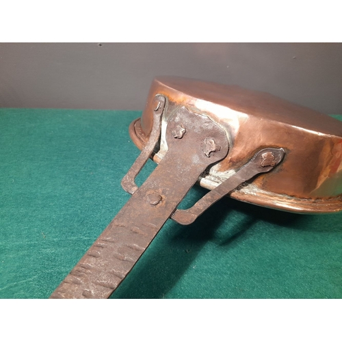 105 - AN ANTIQUE GEORGIAN COPPER PAN, dimensions: 64cm long x 30cm  9cm deep approx.