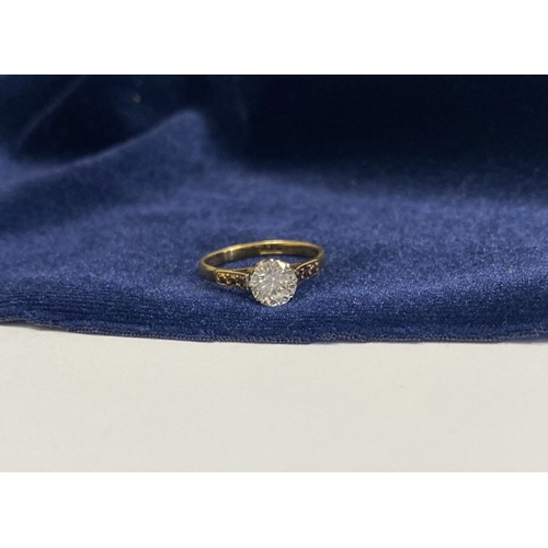 144 - A REALLY BEAUTIFUL 18CT YELLOW GOLD SOLITAIRE RING, with central round cut clear gemstone, in raised... 