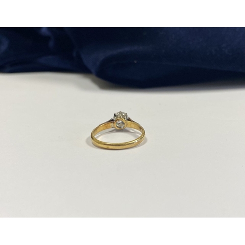 144 - A REALLY BEAUTIFUL 18CT YELLOW GOLD SOLITAIRE RING, with central round cut clear gemstone, in raised... 