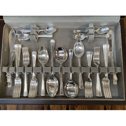 150 - AN ARTHUR PRICE OF ENGLAND CANTEEN OF CUTLERY, Classic Grecian, each piece hallmarked EPNS A1 Sheffi... 