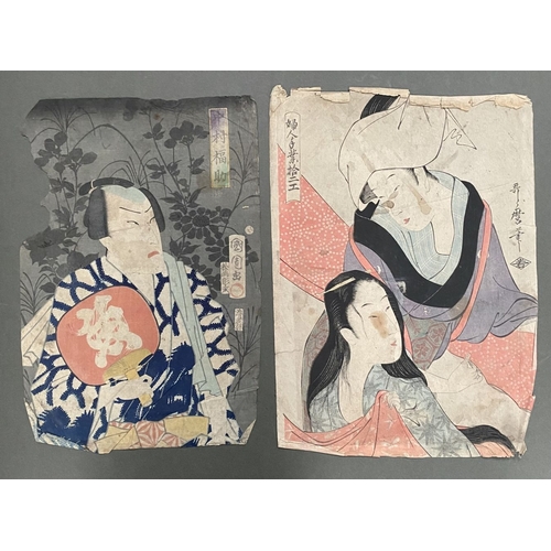 154 - TWO LATE EARLY 19TH CENTURY JAPANESE WOODBLOCK PRINTS, (i) depicting a courtesan Somenosuke of the M... 