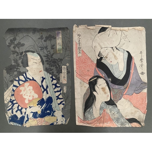 154 - TWO LATE EARLY 19TH CENTURY JAPANESE WOODBLOCK PRINTS, (i) depicting a courtesan Somenosuke of the M... 