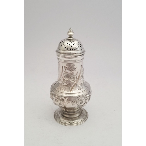 34 - A VERY FINE 18TH CENTURY SILVER SUGAR SIFTER, decorated with floral & foliage repoussé detail restin... 