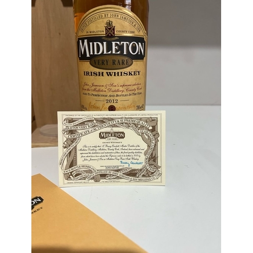 55 - A VERY RARE CASED BOTTLE OF BARRY CROCKETT MIDLETON WHISKEY, 2012, complete with certificate of auth... 