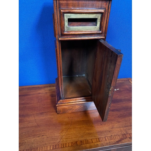 180 - A DECORATIVE LETTER BOX: A good quality mahogany letter box with brass metal detailing. Letter openi... 