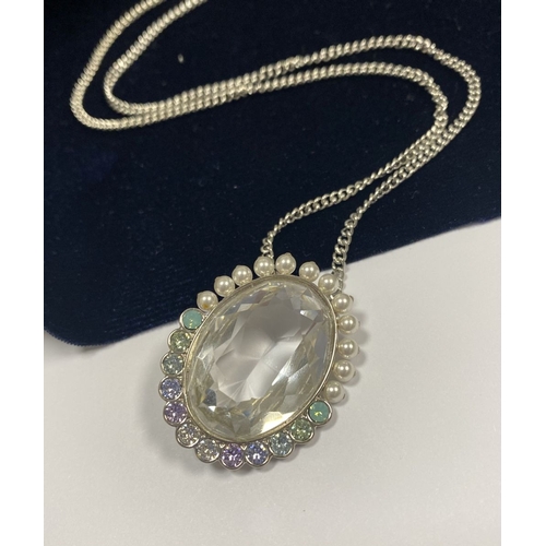 158 - A BEAUTIFUL SWAROVSKI CASED NECKLACE, complete with certificate. Swarovski Calista Palladium Plated ... 