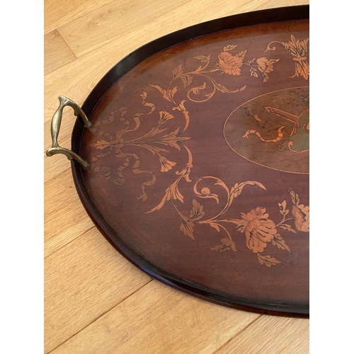 250 - AN EXCELLENT OVAL MAHOGANY INLAID SERVING TRAY, with central oval inlaid panel surrounded by intrica... 