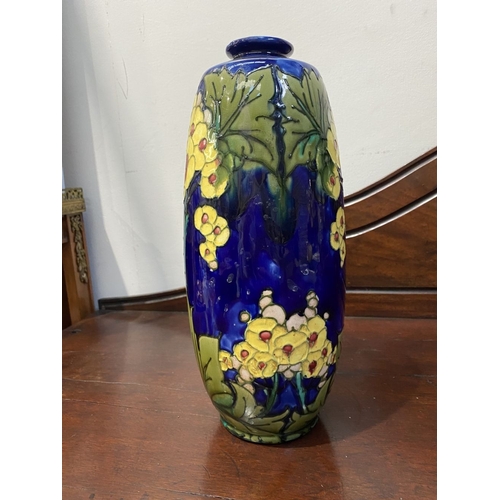 294 - A MINTON ART NOUVEAU SECESSIONIST VASE, c.1900, decorated with stylised yellow flowers with green fo... 