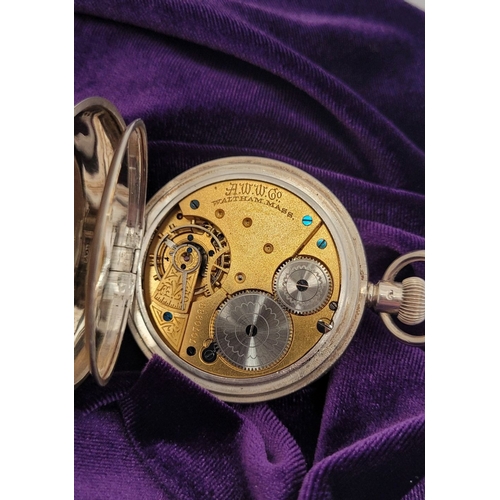 32 - A LATE 19TH CENTURY SILVER CASED AMERICAN WALTHAM CO. POCKET WATCH, the case in English silver, Birm... 