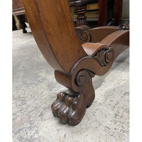 53 - A 19TH CENTURY SEWING/WORKS TABLE, the crossbanded lift top opening to fitted removable tray, above ... 