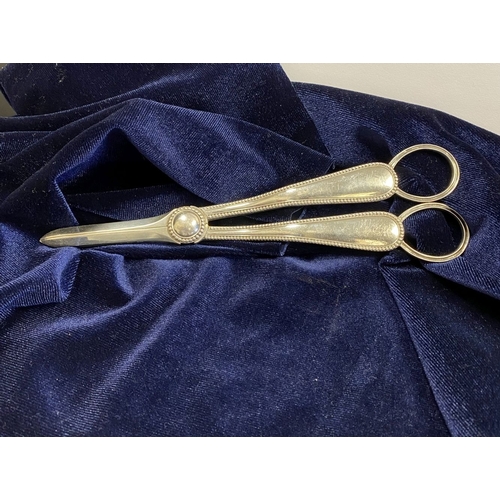 8 - A VICTORIAN SILVER GRAPE SCISSORS, Hallmarked J.G. likely for John Gilbert, Birmingham c.1866. With ... 