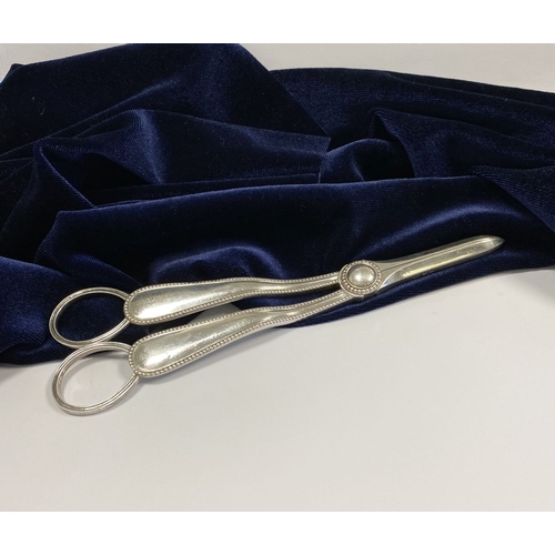 8 - A VICTORIAN SILVER GRAPE SCISSORS, Hallmarked J.G. likely for John Gilbert, Birmingham c.1866. With ... 