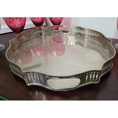 210 - A FANTASTIC VINTAGE CRANBERRY GLASS DRINKS SET, includes a baluster shaped decanter with stopper and... 