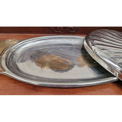 238 - A VERY LARGE FISH SERVER & PRESENTATION PLATE, the server with lobed lift away lid decorated with a ... 