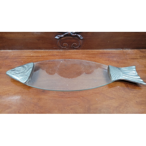 238 - A VERY LARGE FISH SERVER & PRESENTATION PLATE, the server with lobed lift away lid decorated with a ... 