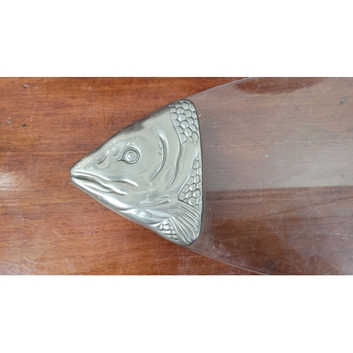 238 - A VERY LARGE FISH SERVER & PRESENTATION PLATE, the server with lobed lift away lid decorated with a ... 