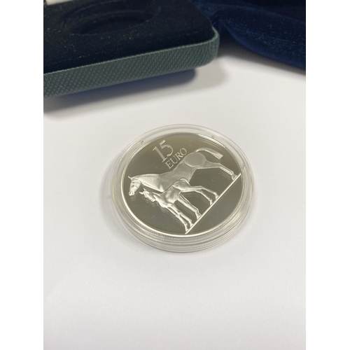 298 - A CENTRAL BANK OF IRELAND SERIES MARE AND FOAL LIMITED-EDITION SILVER PROOF FIFTEEN EURO COIN – 2010... 