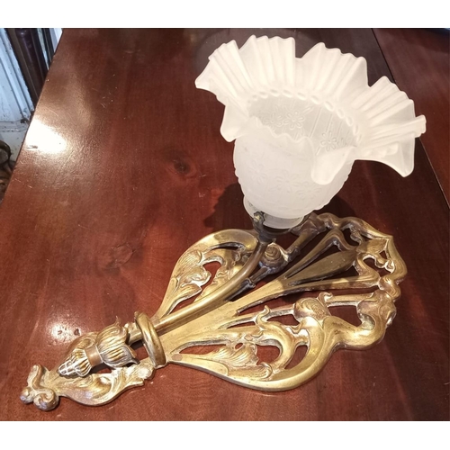 182 - A LARGE ART NOUVEAU BRASS WALL LIGHT, Early 20th Century, French empire style decorative brass sconc... 