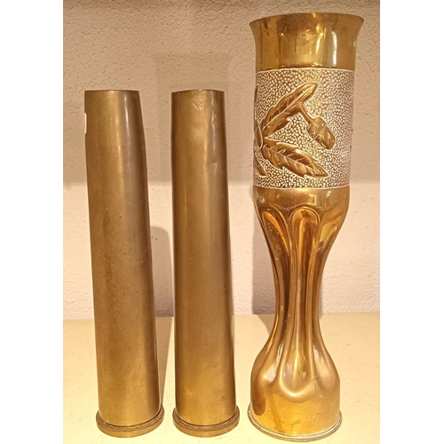 183 - A WORLD WAR I FRENCH ART SHELL CASE, along with pair 40mm brass shell cases, 29cm high. Trench Art S... 