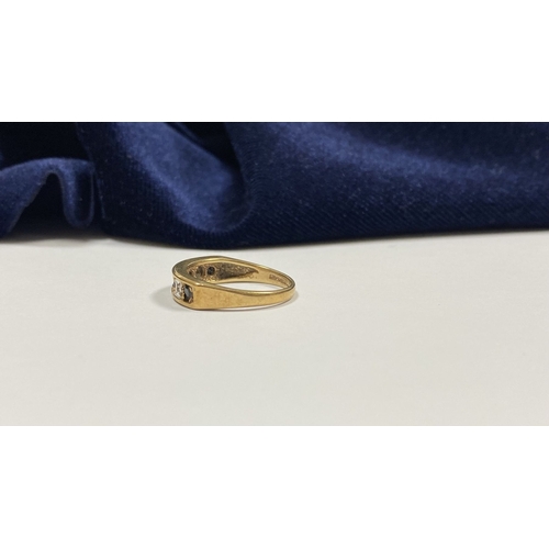 247 - A LOVELY 9CT YELLOW GOLD DIAMOND & SAPPHIRE RING, with four round cut sapphires separated by three r... 