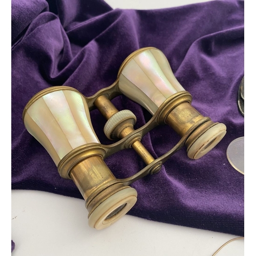 260 - A PAIR OF EARLY 20TH CENTURY ‘IRIS OF PARIS’ BRASS & MOTHER OF PEARL OPERA GLASSES, c.1900, along wi... 