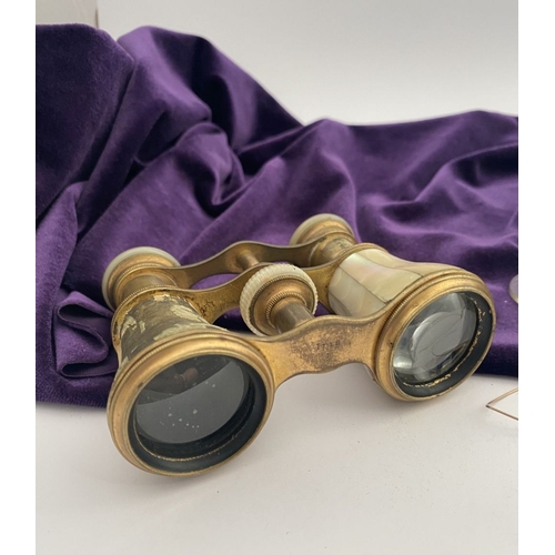 260 - A PAIR OF EARLY 20TH CENTURY ‘IRIS OF PARIS’ BRASS & MOTHER OF PEARL OPERA GLASSES, c.1900, along wi... 