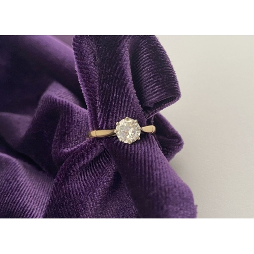 46 - A WONDERFUL 18CT GOLD & PLATINUM DIAMOND SOLITAIRE RING, beautiful central round brilliant cut diamo... 