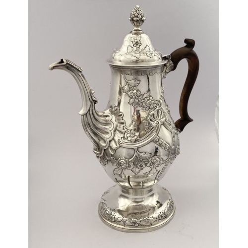 6 - AN EXCEPTIONAL GEORGE III IRISH SILVER COFFEE POT, Hallmarked with Makers mark Charles Townsend, Ski... 
