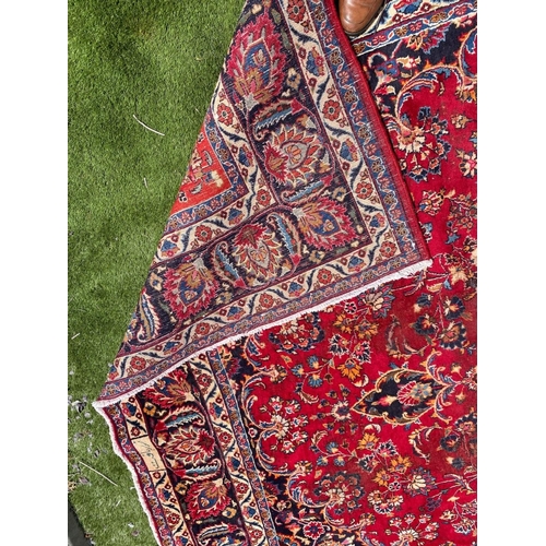 127 - A VIBRANT PERSIAN KASHAN RUG, hand knotted, high knot density, dyed using natural vegetable dyes. In... 