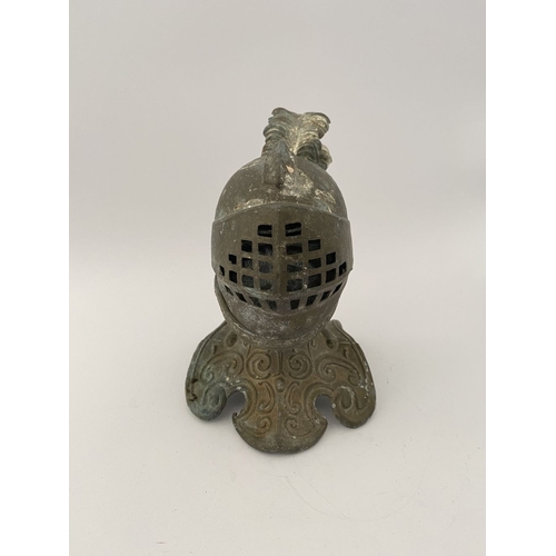 178 - A VINTAGE METAL HELMETED KNIGHTS BUST INKWELL, inkwell in the form of knight in armour, hinged helme... 