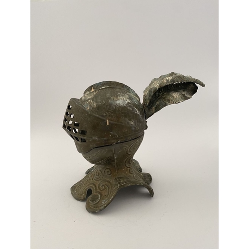 178 - A VINTAGE METAL HELMETED KNIGHTS BUST INKWELL, inkwell in the form of knight in armour, hinged helme... 