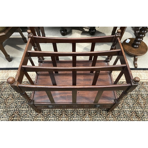 179 - A GOOD QUALITY LATE 19TH CENTURY MAHOGANY CANTERBURY, excellent for storing magazines, papers, and s... 