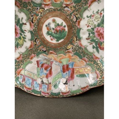 72 - A LATE 19TH CENTURY CHINESE CANTON FAMILLE ROSE SERVING PLATTER, c.1900, with scalloped rim on a low... 