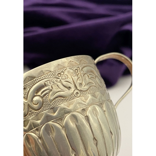 80 - A VICTORIAN SILVER MILK JUG & SUGAR BOWL, by Hilliard & Thomason (John Hilliard & John Thomason trad... 