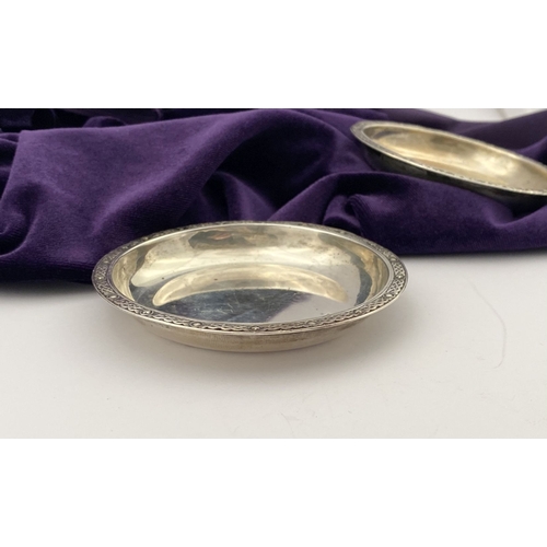 16 - A PAIR OF IRISH – CORK – SILVER CELTIC PIN DISHES, by William Egan, Cork c.1966. Circular form with ... 