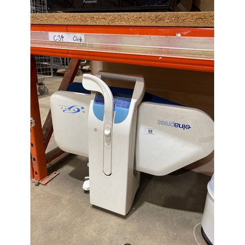 89 - Elna press Geneve 2000 ironing press  - working