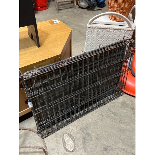 272 - Animal cage