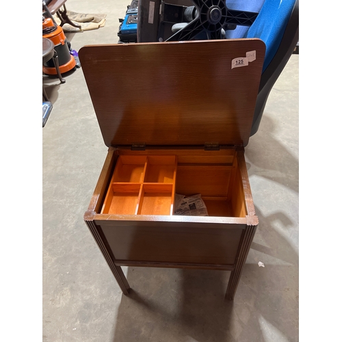 Lot 125       